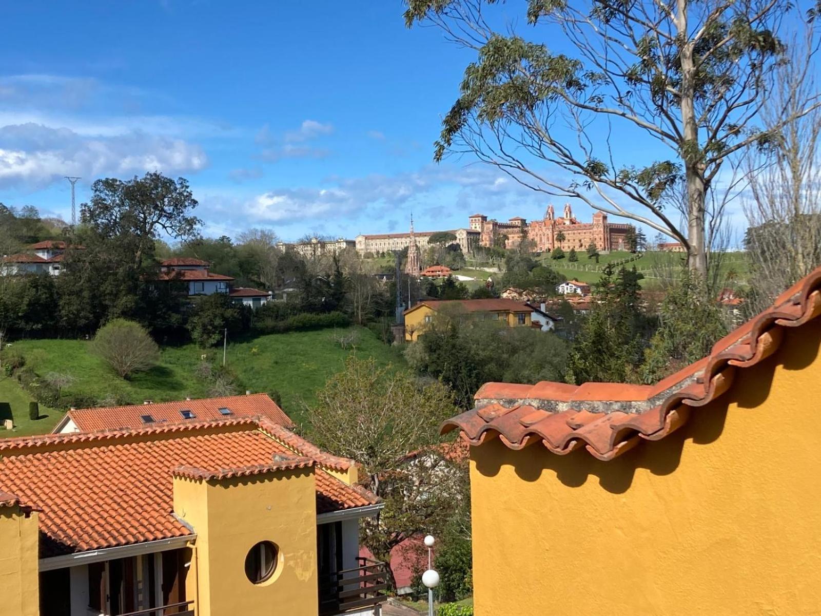 Chalet En Comillas Exterior photo